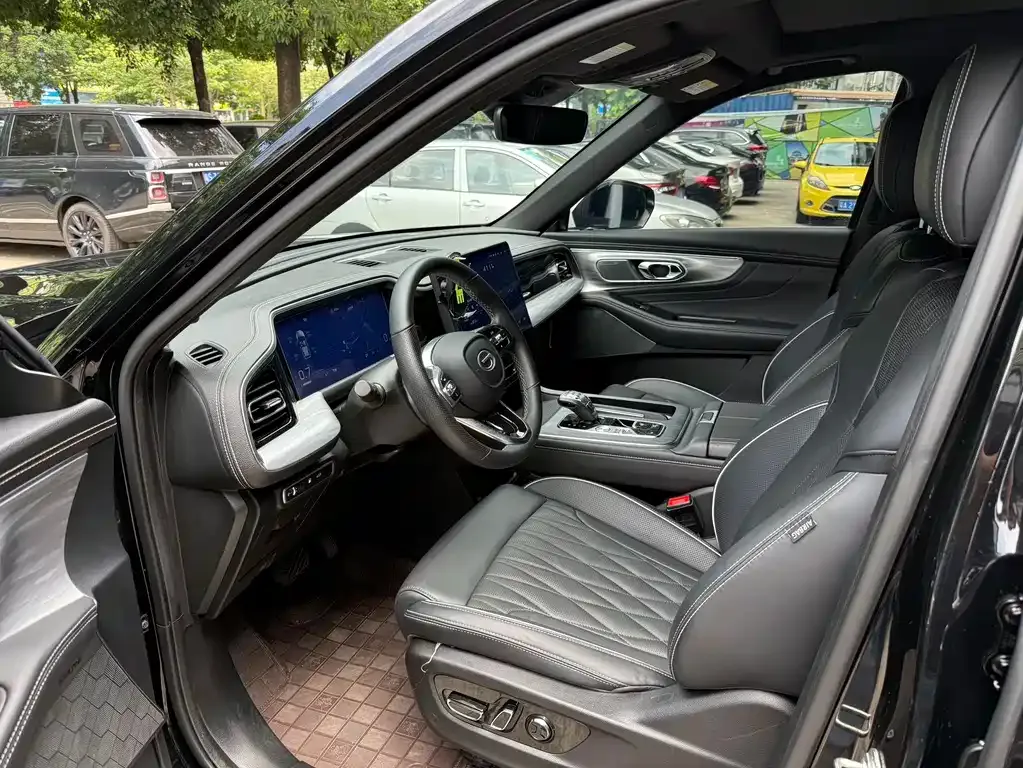 GAC Motor Trumpchi GS8 — фото 4