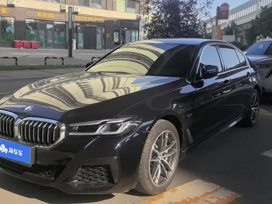 BMW 5 Series New Energy — фото 1