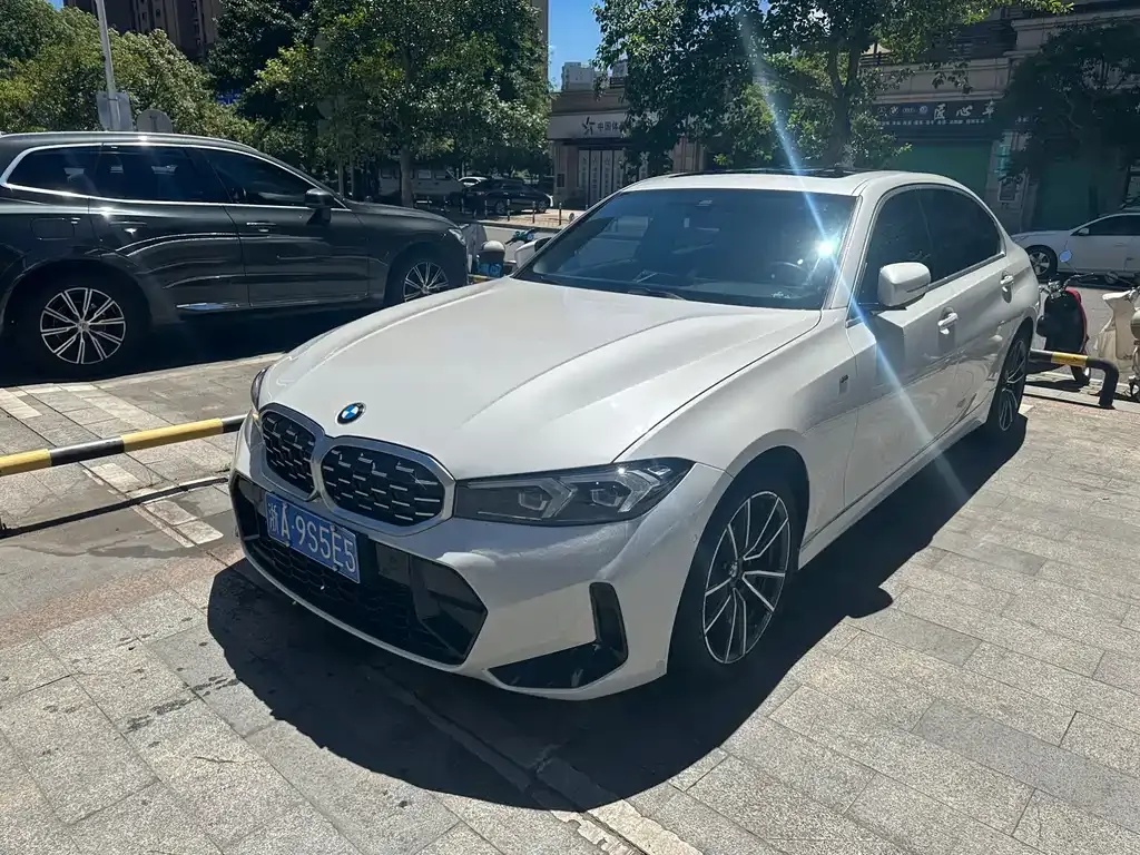 BMW 3 Series — фото 1