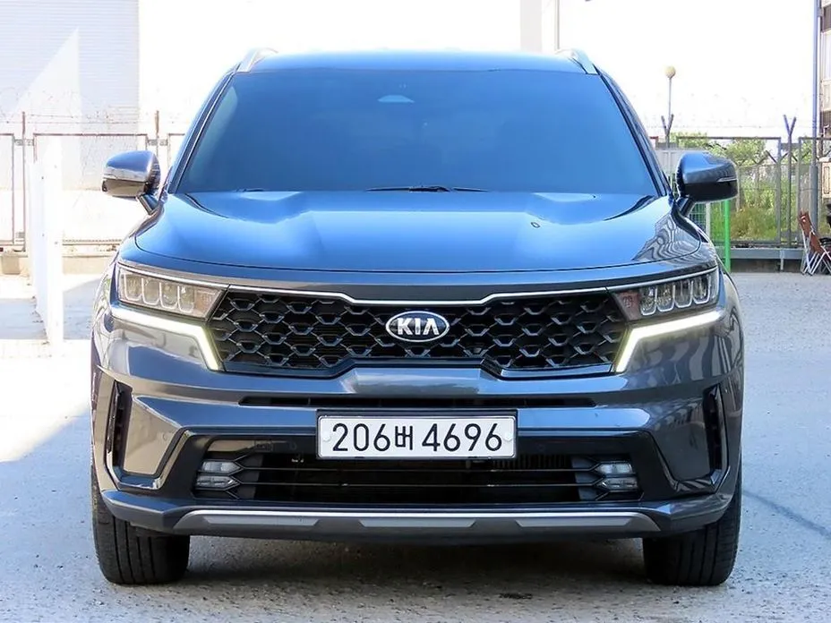 Kia Sorento — фото 1
