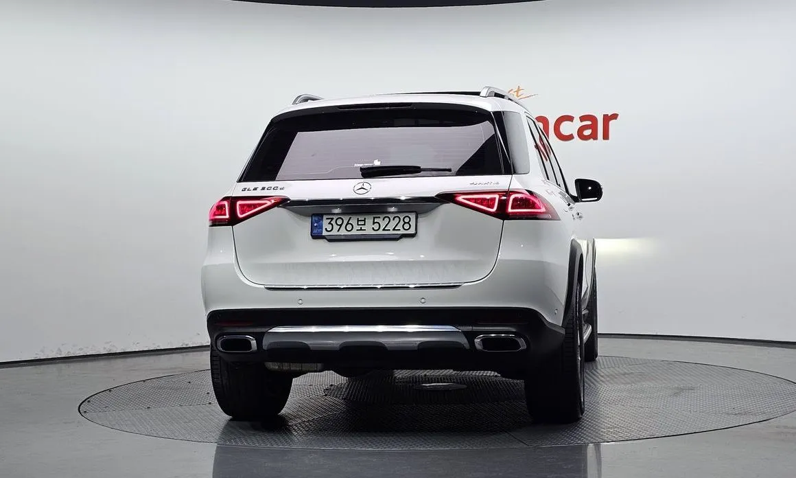 Mercedes-Benz GLE-Class — фото 4