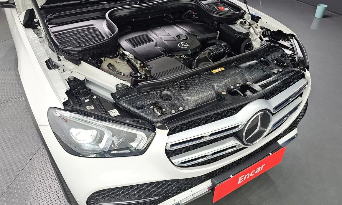 Mercedes-Benz GLE-Class — фото 10