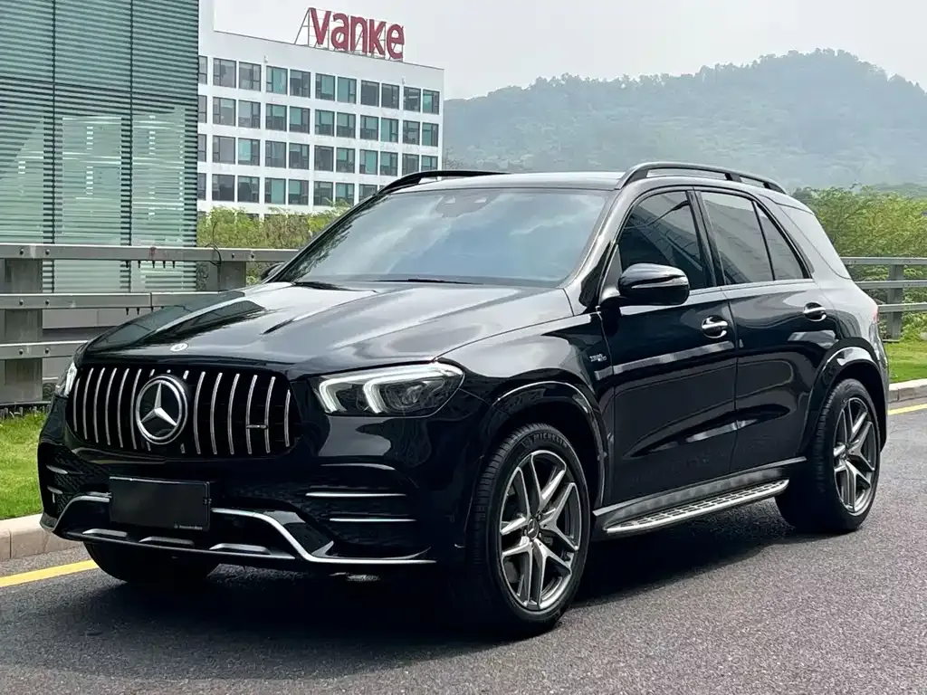 Mercedes-Benz GLE AMG — фото 1