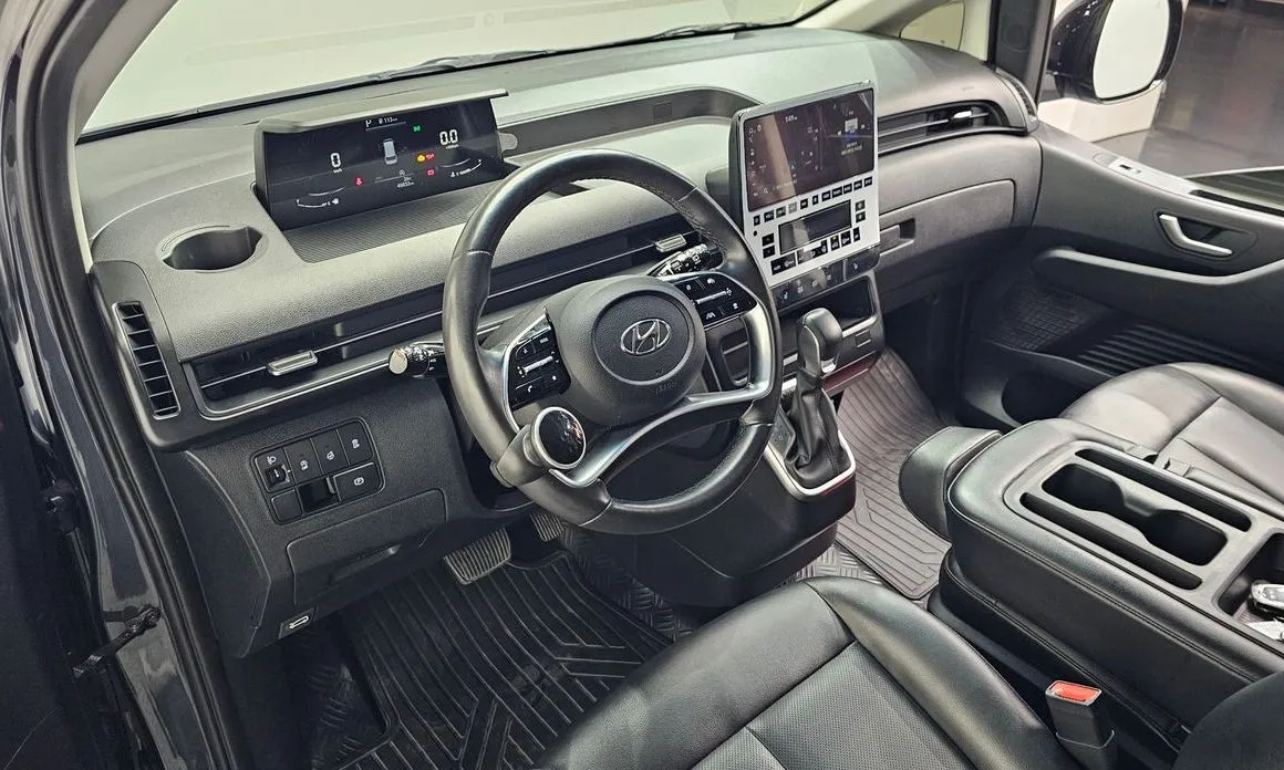 Hyundai Staria — фото 2