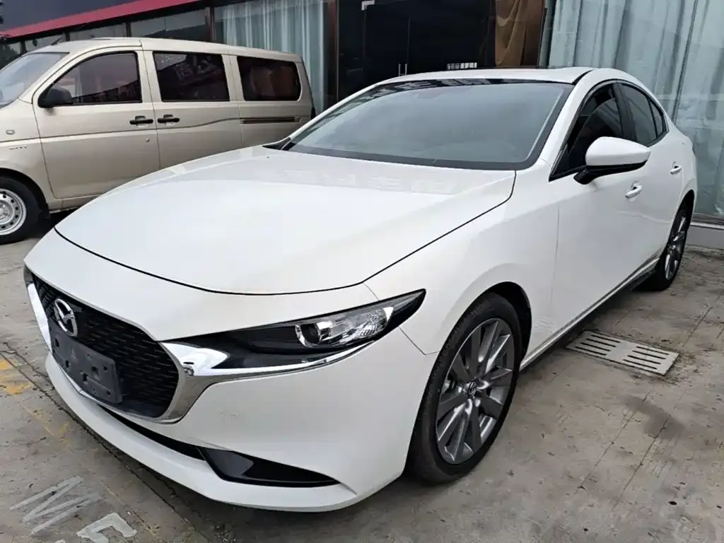 Mazda 3 Axela — фото 1