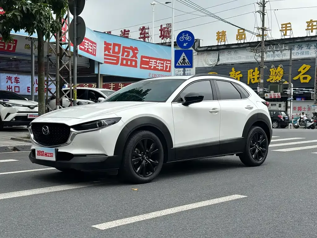 Mazda CX-30 — фото 1