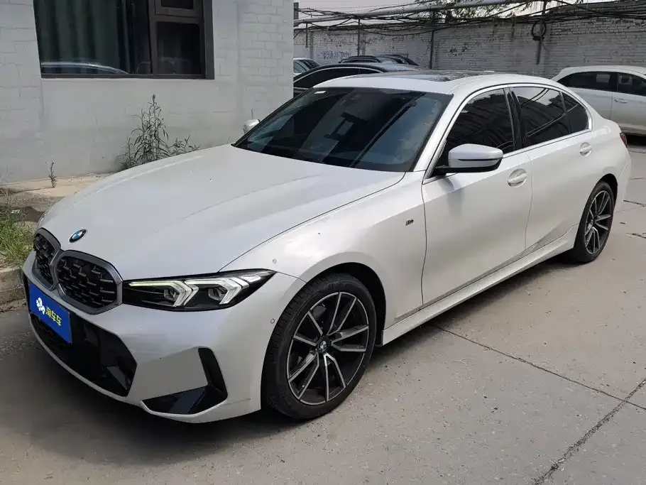 BMW 3 Series — фото 1