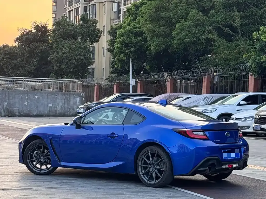Subaru BRZ — фото 8