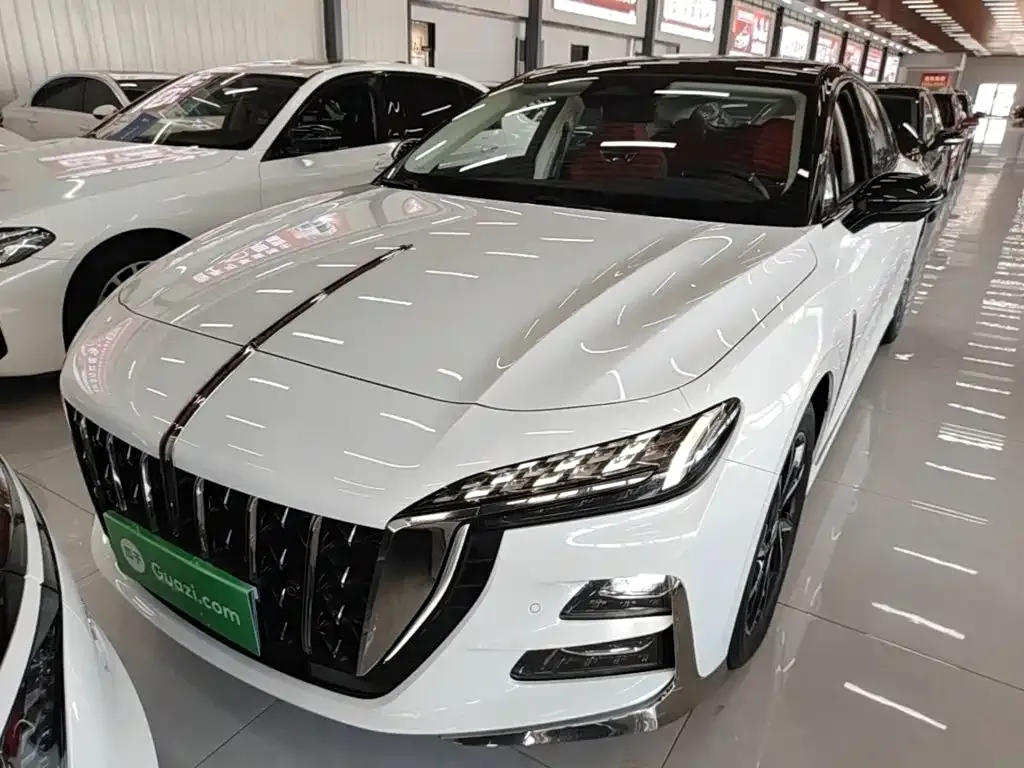 Hongqi H6 — фото 1