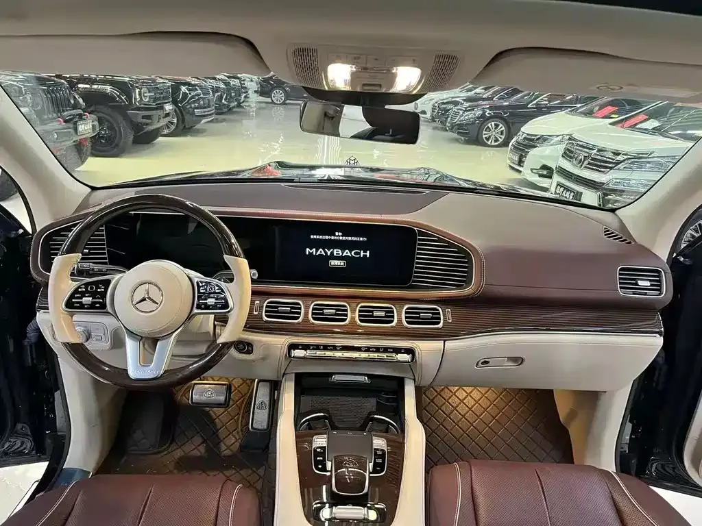 Mercedes-Benz GLS — фото 3