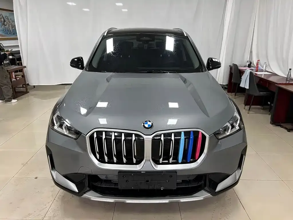 BMW X1 — фото 2