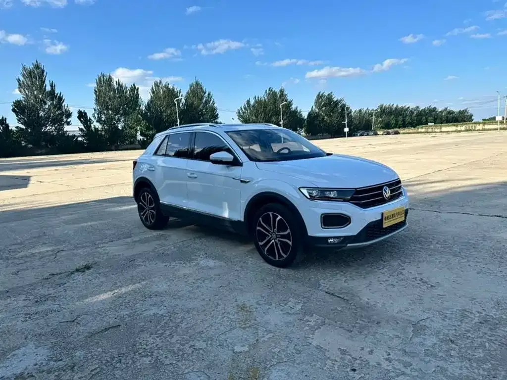 Volkswagen T-Roc — фото 2