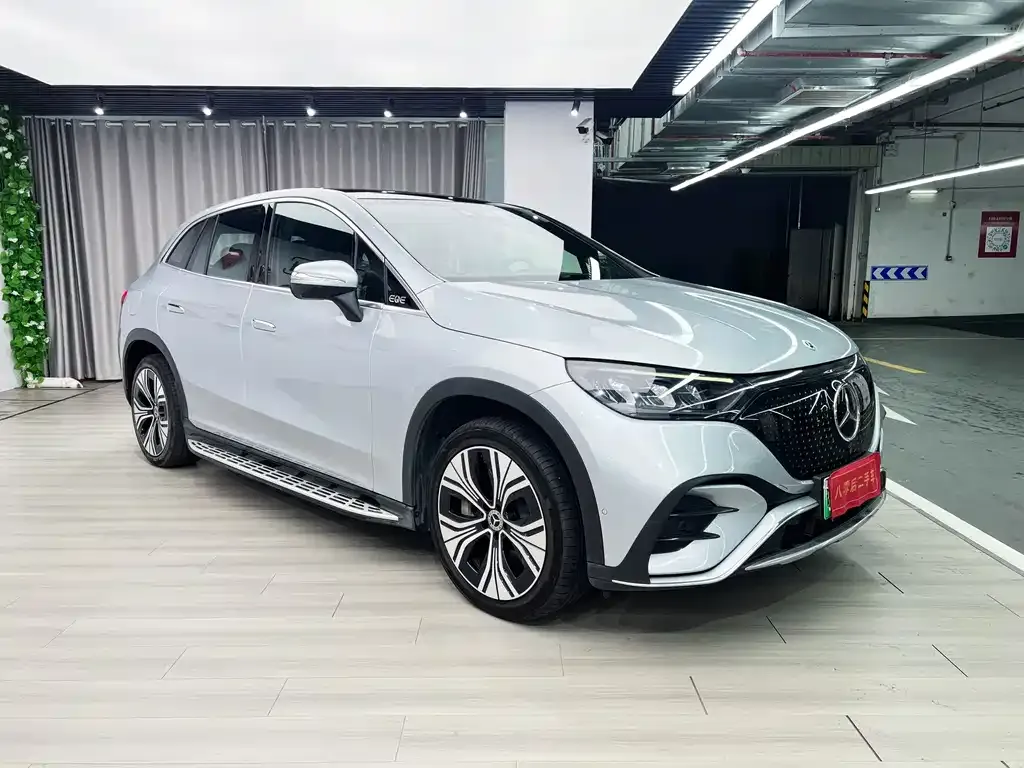 Mercedes-Benz EQE SUV — фото 4