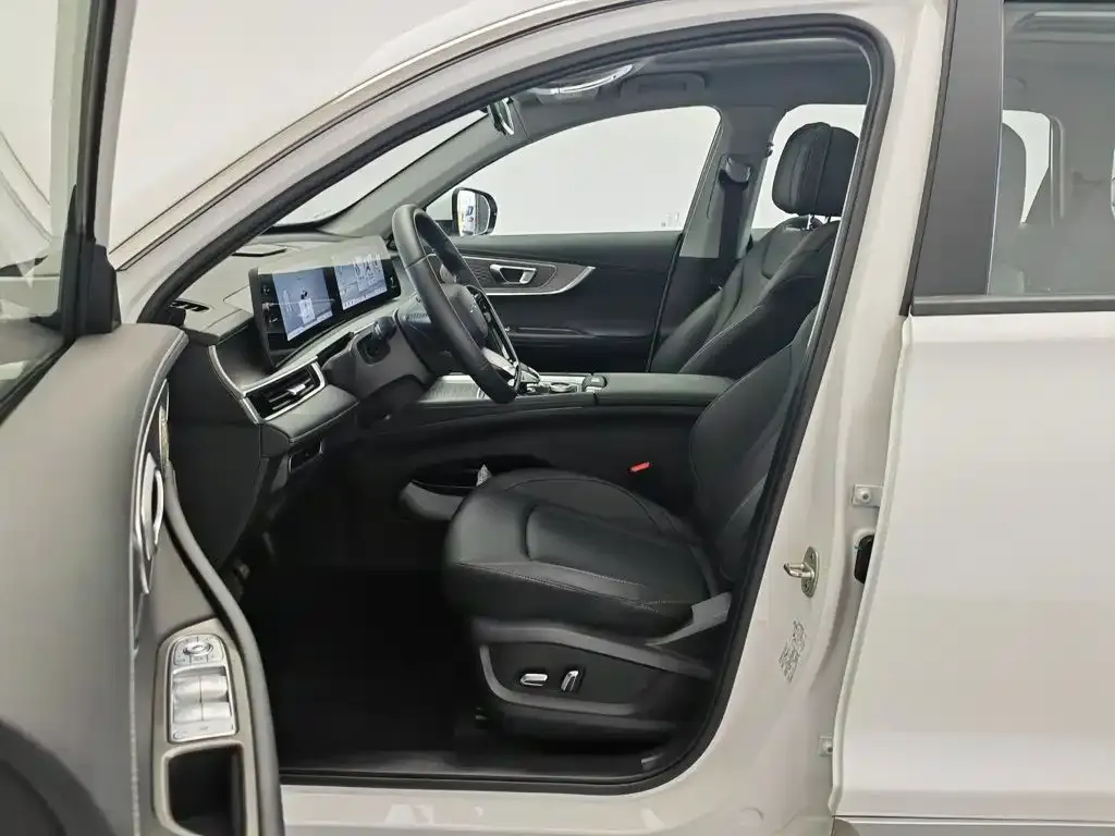 Chery Tiggo 8 PRO — фото 5