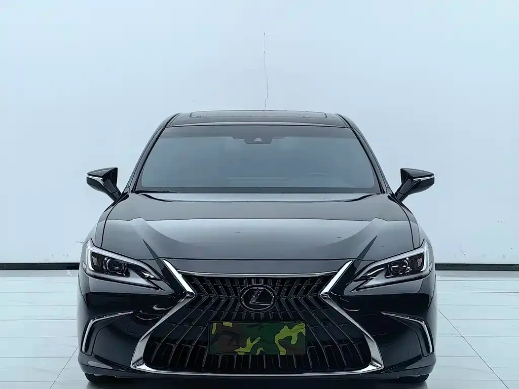 Lexus ES — фото 2