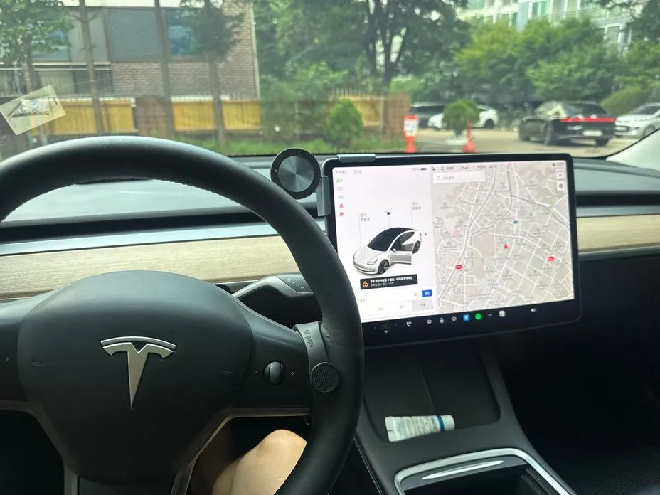Tesla Model 3 — фото 5