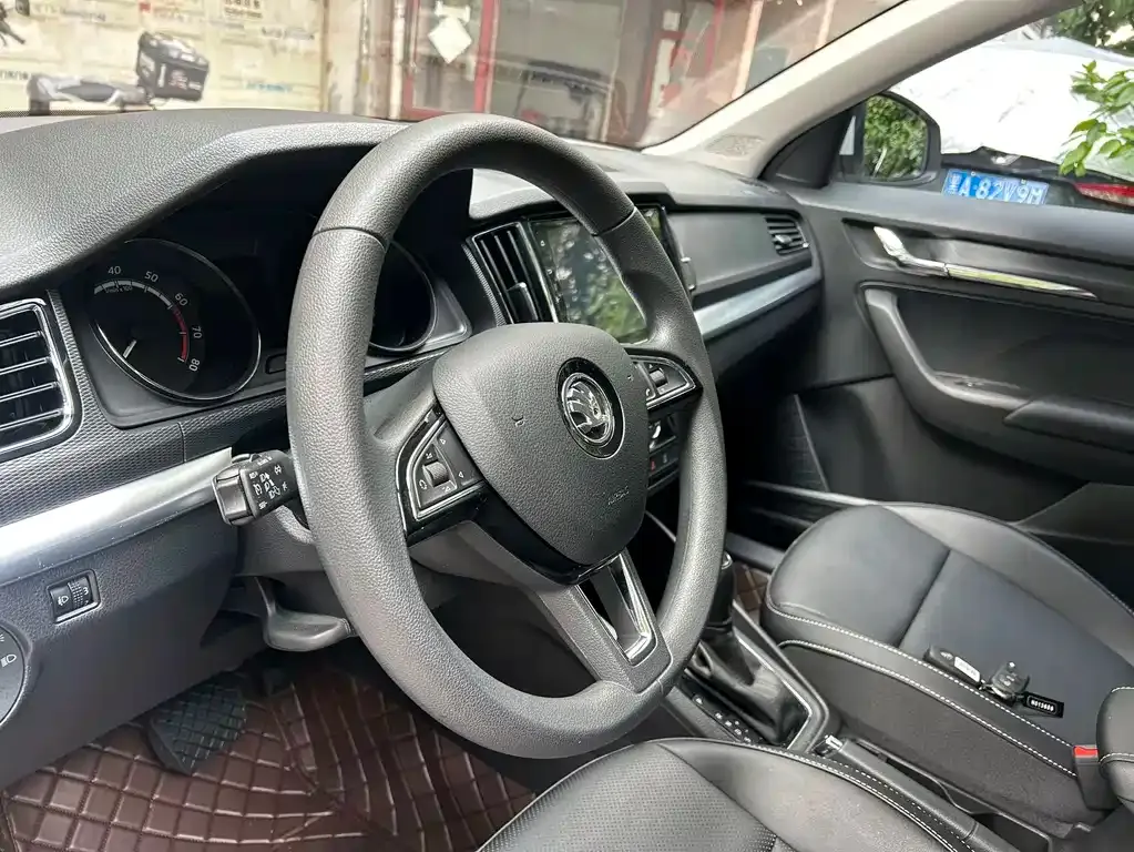 Skoda Kamiq — фото 9