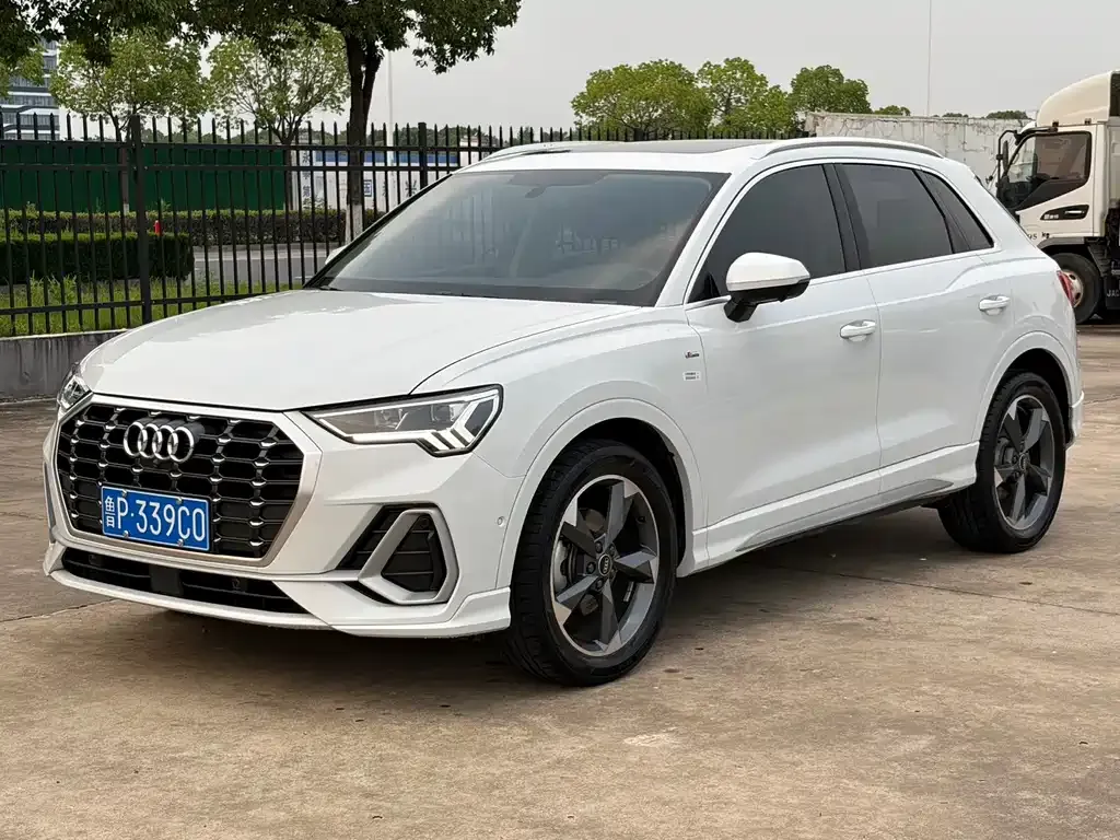 Audi Q3 — фото 4