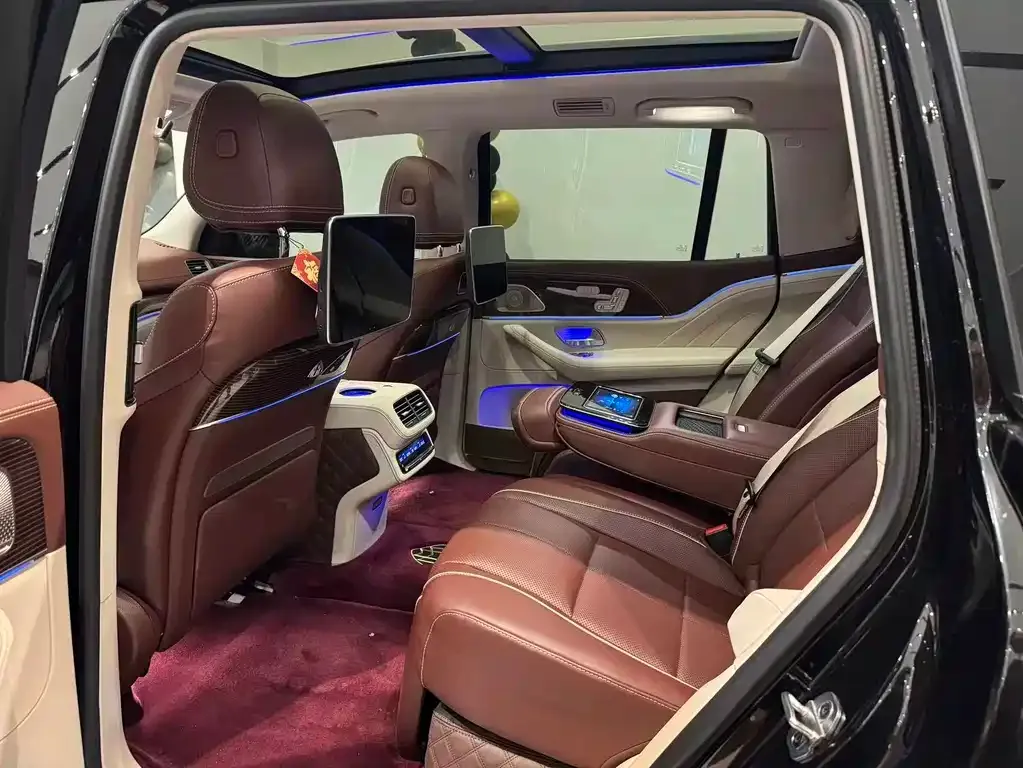 Mercedes-Benz GLS — фото 6