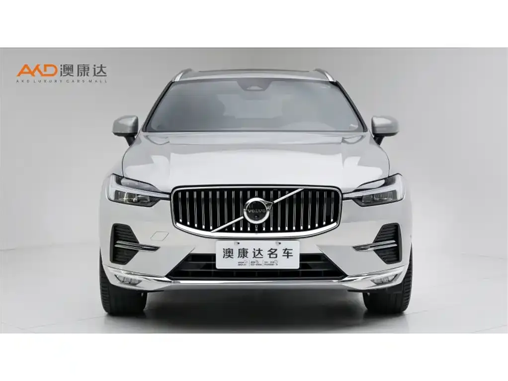 Volvo XC60 — фото 9