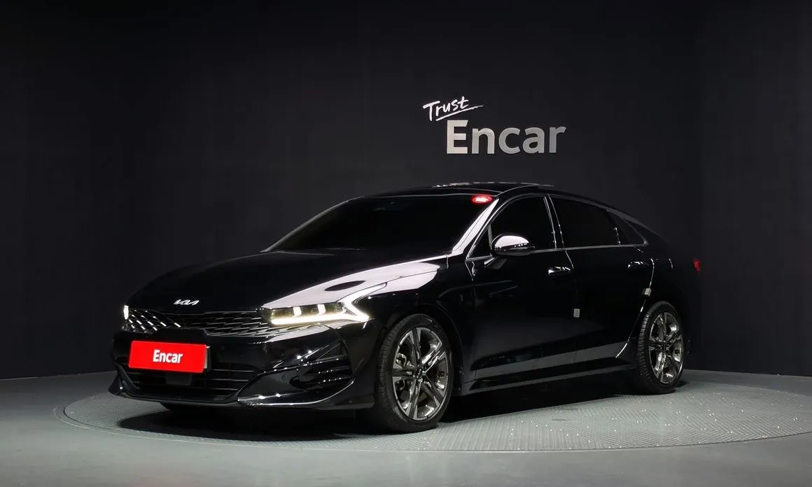 Kia K5 — фото 1