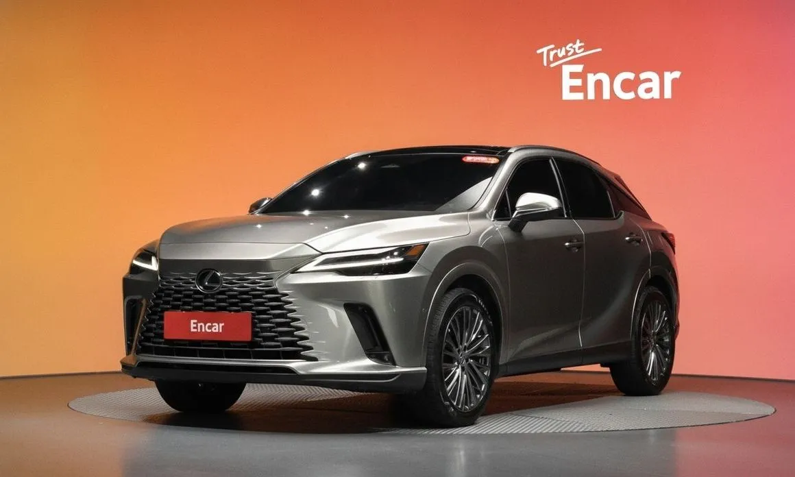 Lexus RX — фото 1
