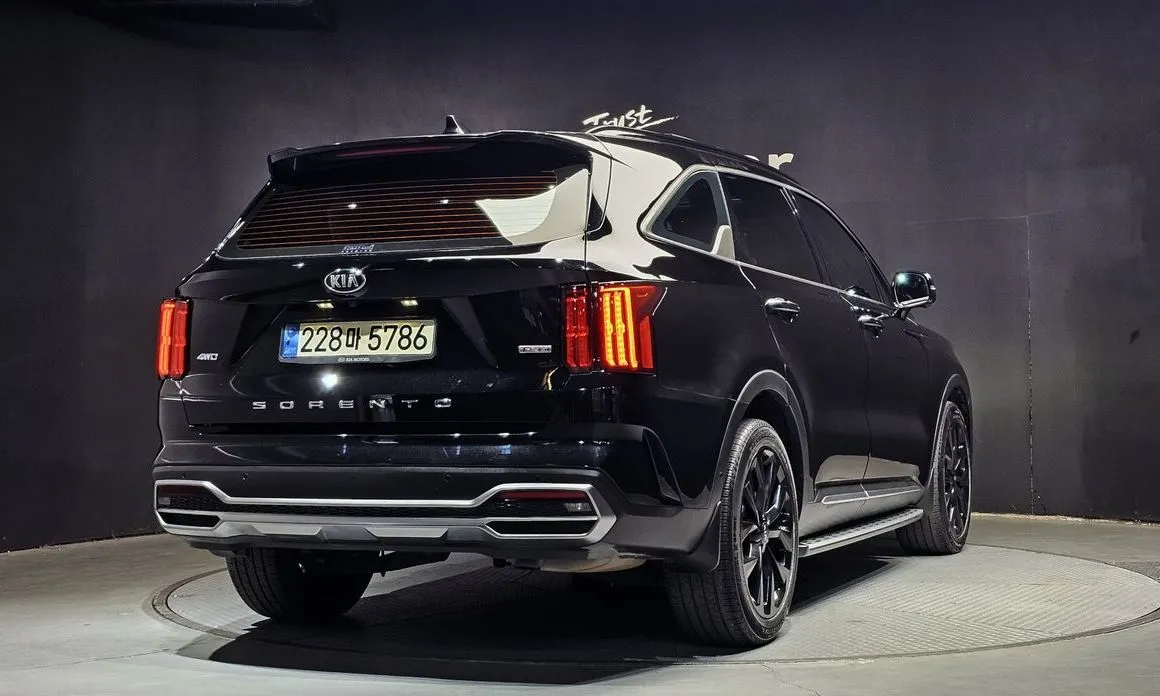 Kia Sorento — фото 10