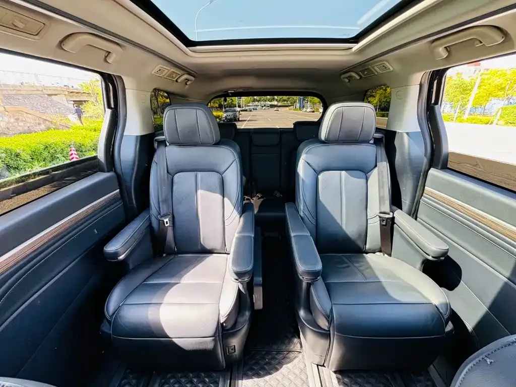 GAC Motor Trumpchi M8 — фото 7