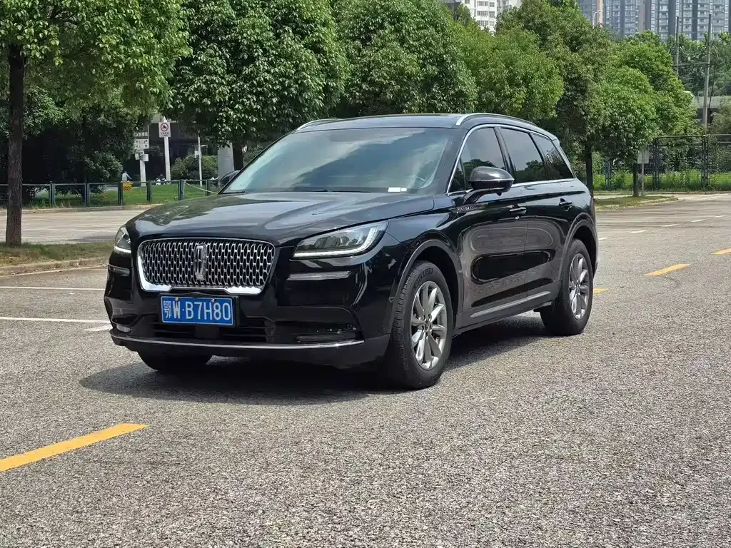 Lincoln Corsair — фото 1