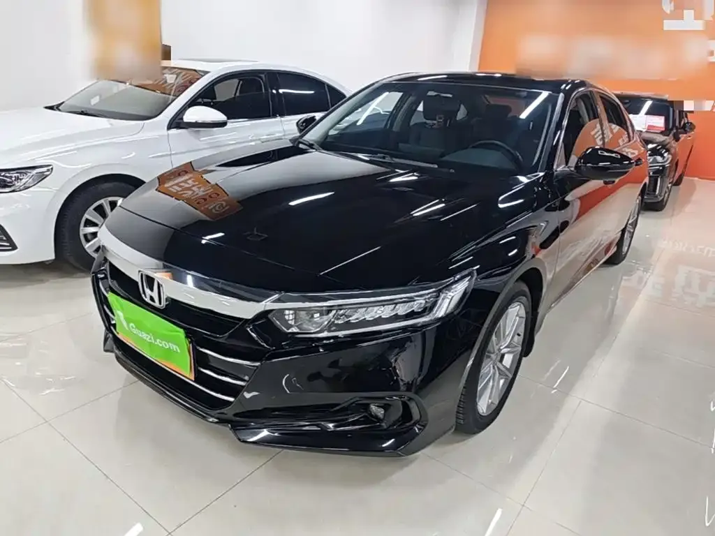 Honda Accord — фото 1