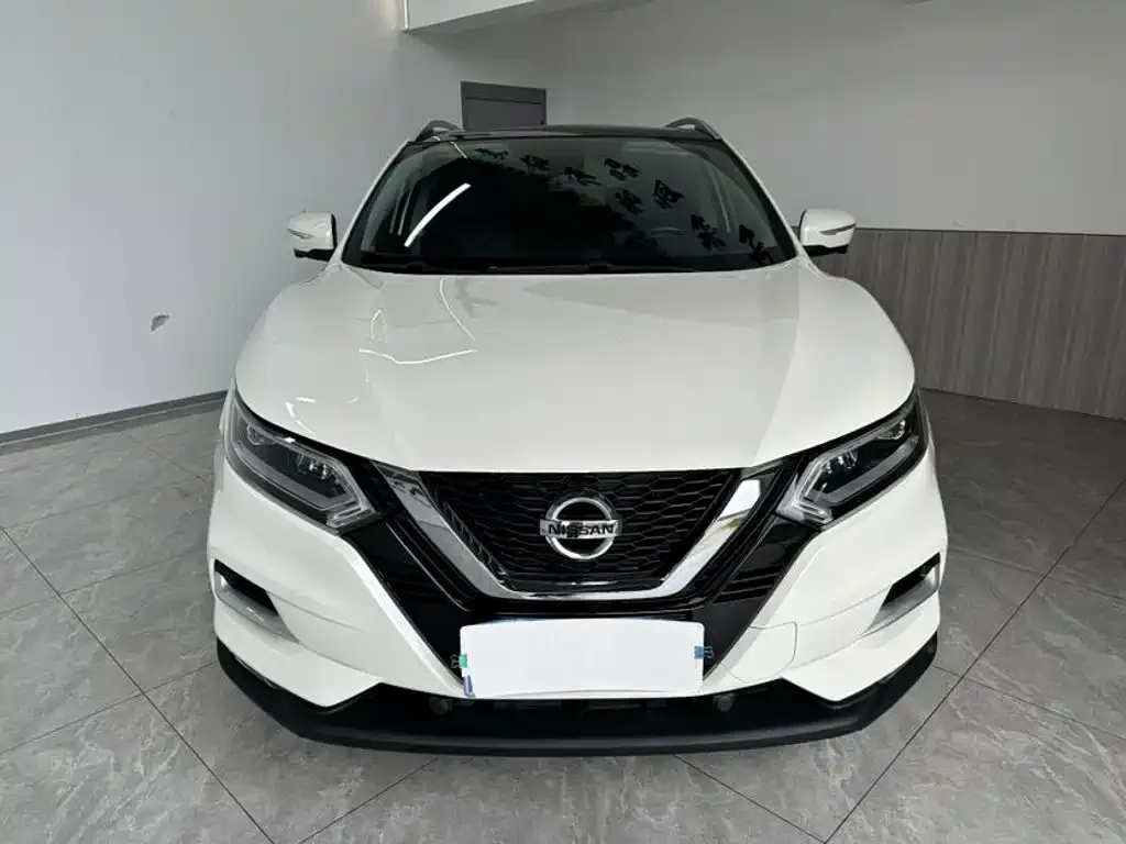 Nissan Qashqai — фото 2