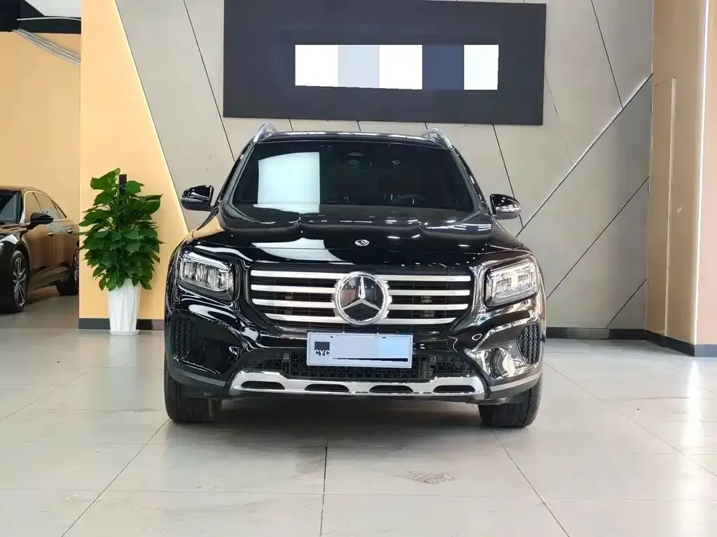 Mercedes-Benz GLB — фото 5
