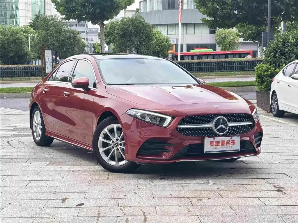Mercedes-Benz A-Class — фото 10