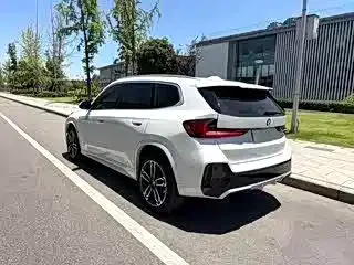 BMW X1 — фото 9