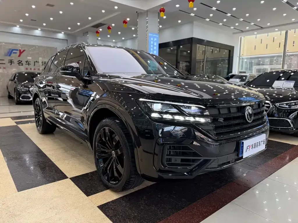 Volkswagen Touareg — фото 4