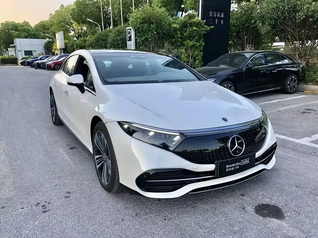 Mercedes-Benz EQS — фото 10