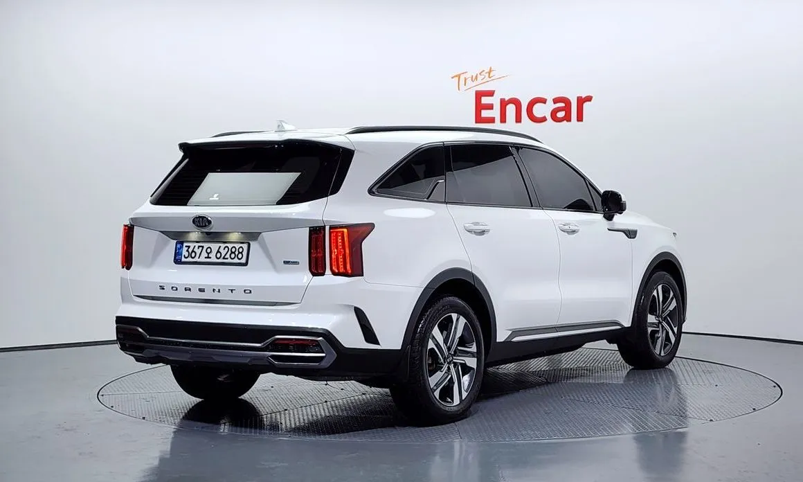 Kia Sorento — фото 5