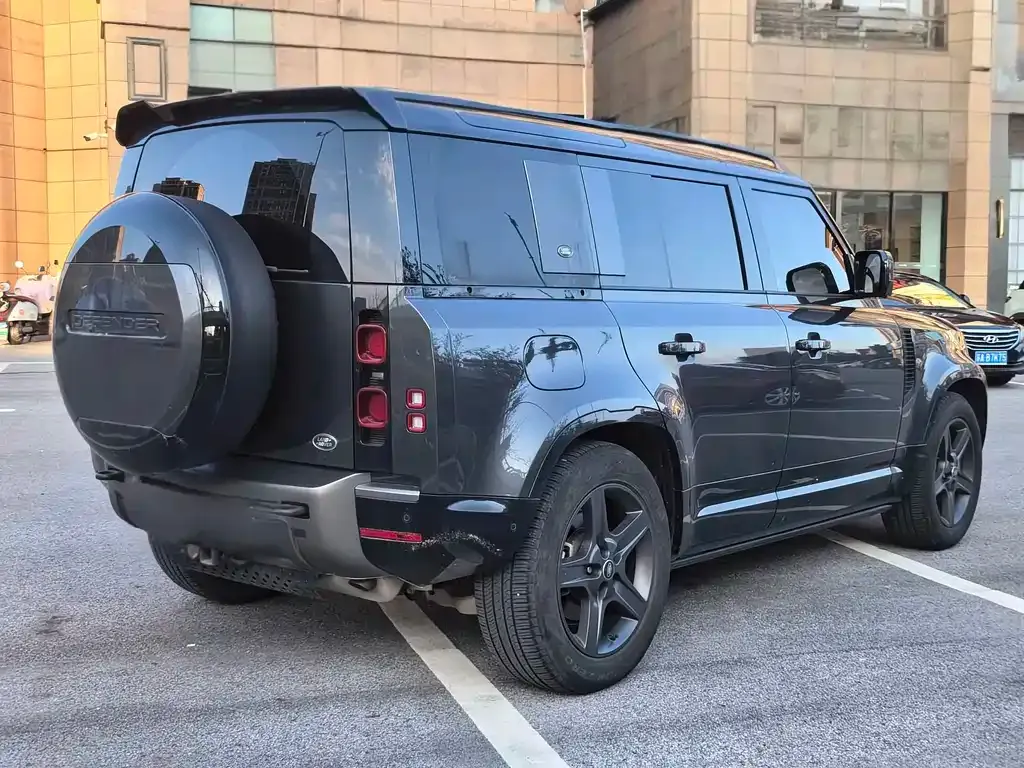 Land Rover Defender — фото 8