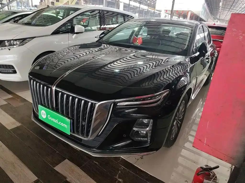 Hongqi H5 — фото 10