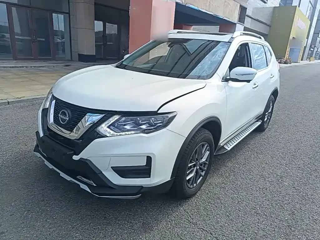 Nissan X-Trail — фото 5
