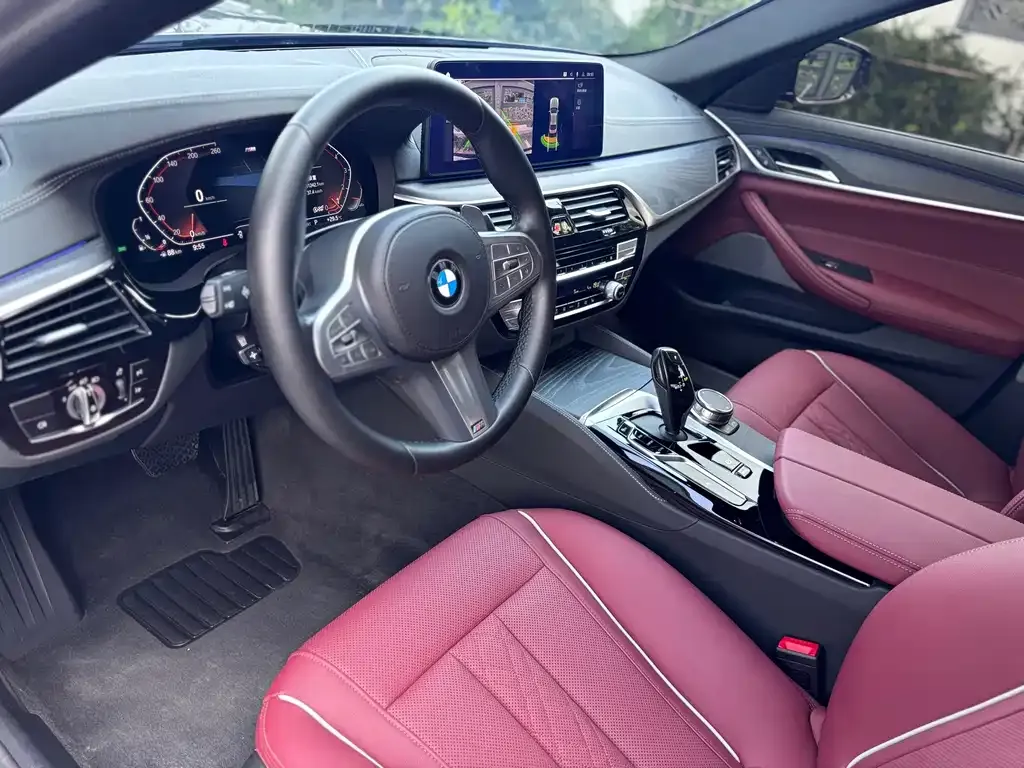 BMW 5 Series — фото 4