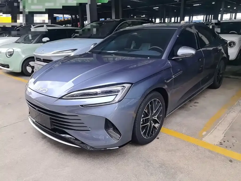 BYD Seal — фото 9