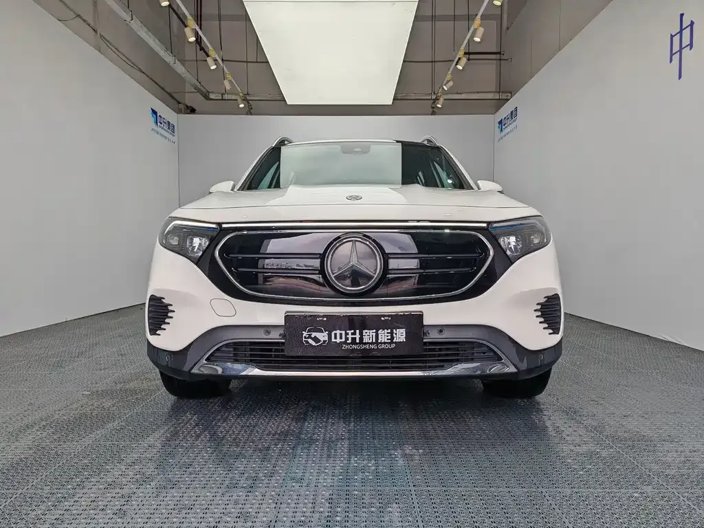 Mercedes-Benz EQB — фото 4