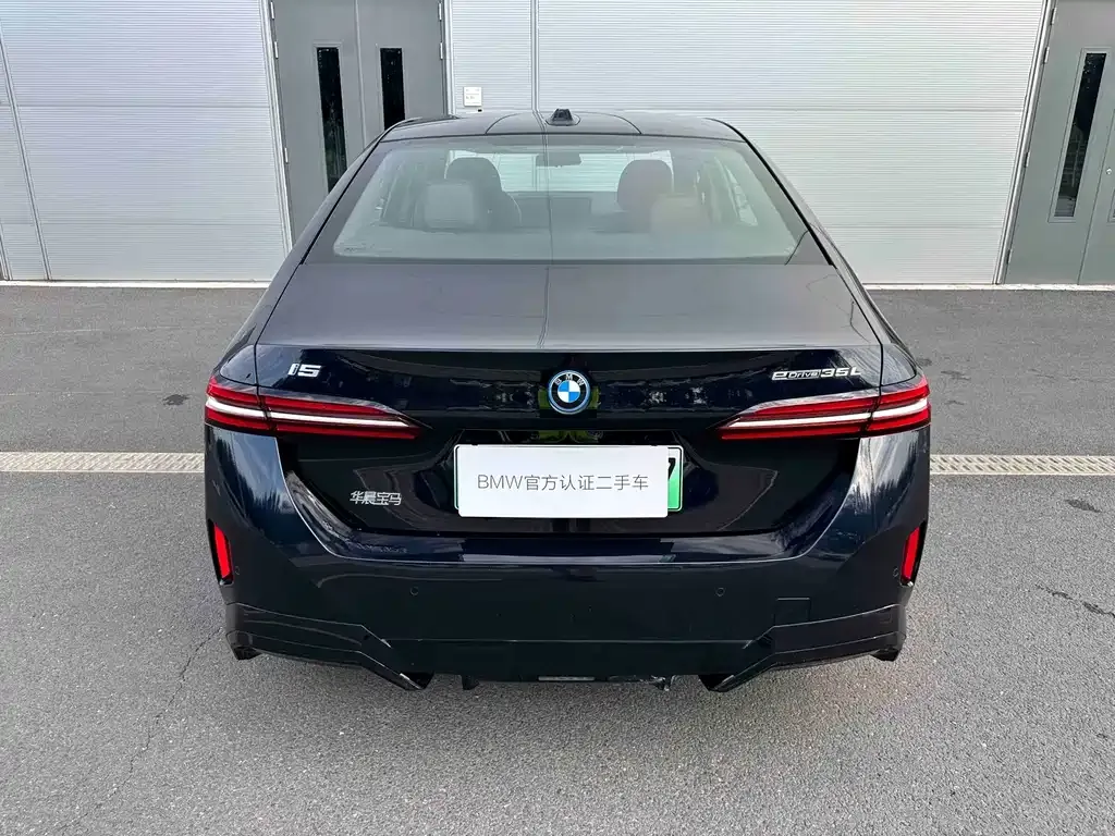 BMW i5 — фото 4