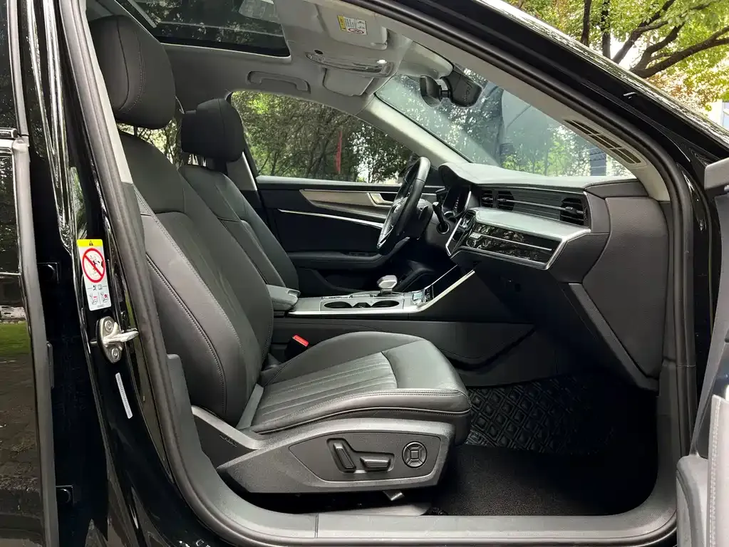Audi A6 (Import) — фото 7