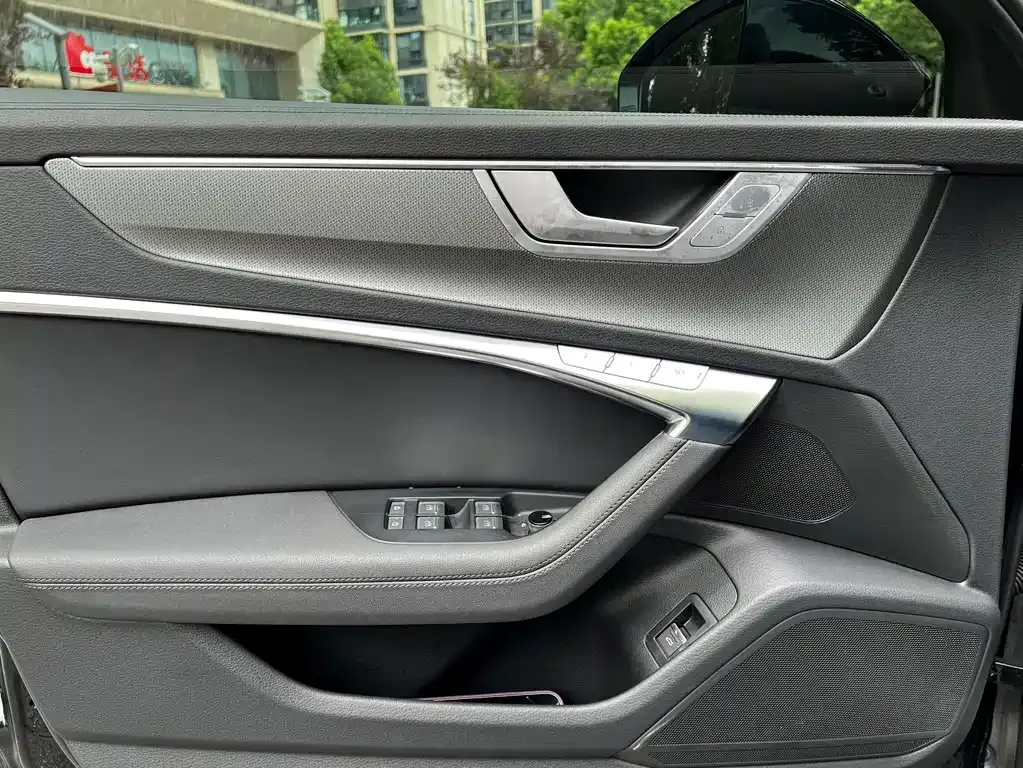 Audi A6 (Import) — фото 3