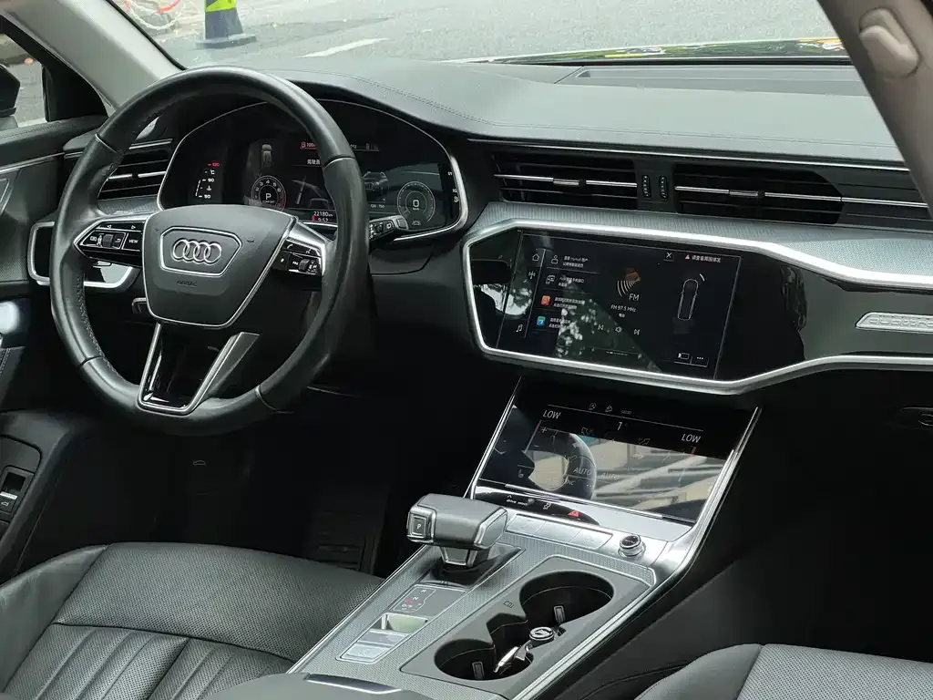 Audi A6 (Import) — фото 8