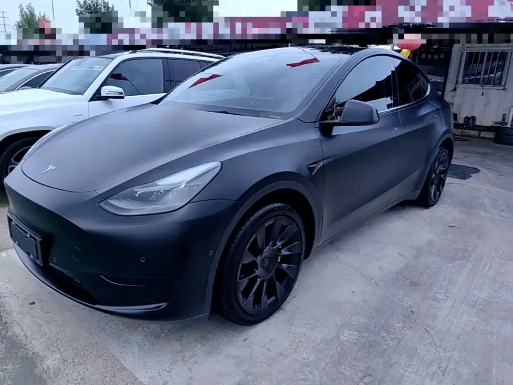 Tesla Model Y — фото 5