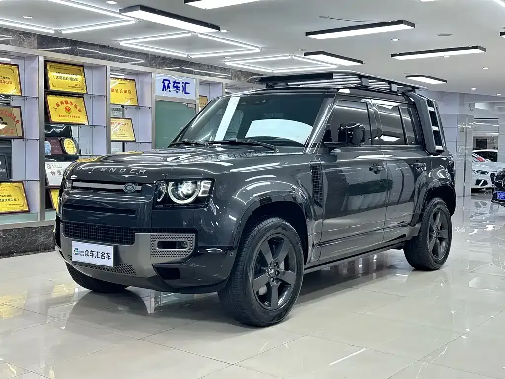 Land Rover Defender — фото 1