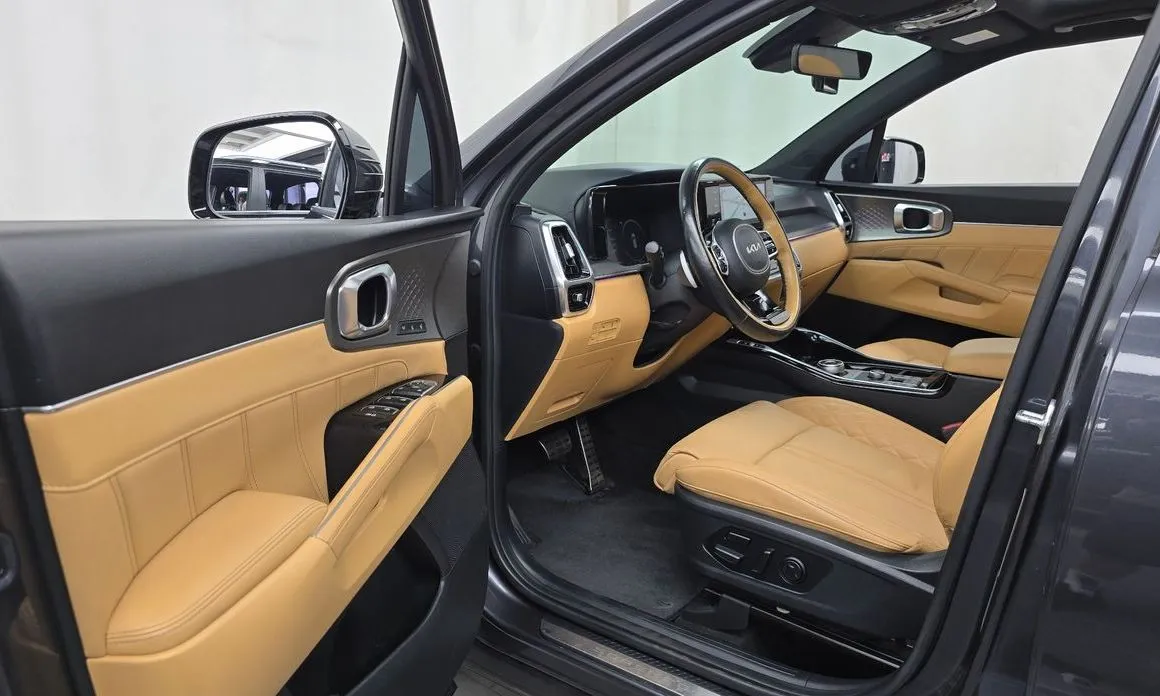 Kia Sorento — фото 7